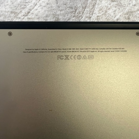 MACBOOK AIR - Picture 6 of 7